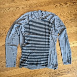 Patagonia Mens Base layer - Large size - Gray Stripes